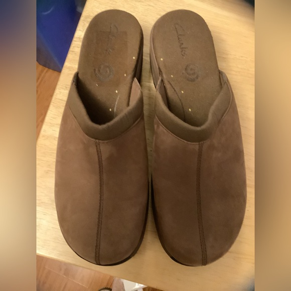 Clarks shoes - Picture 1 of 4